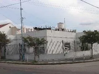 HNOS ROSS 3105